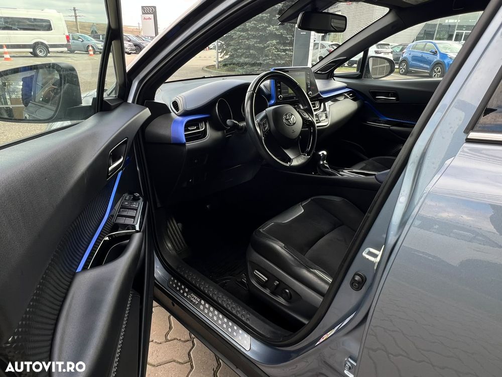 Toyota C-HR 2.0 HSD 184 CP 4x2 CVT Style - 15