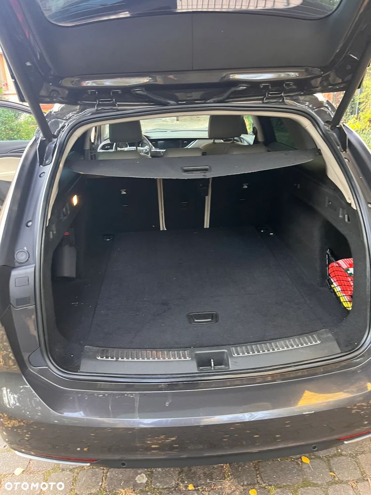 Opel Insignia - 18