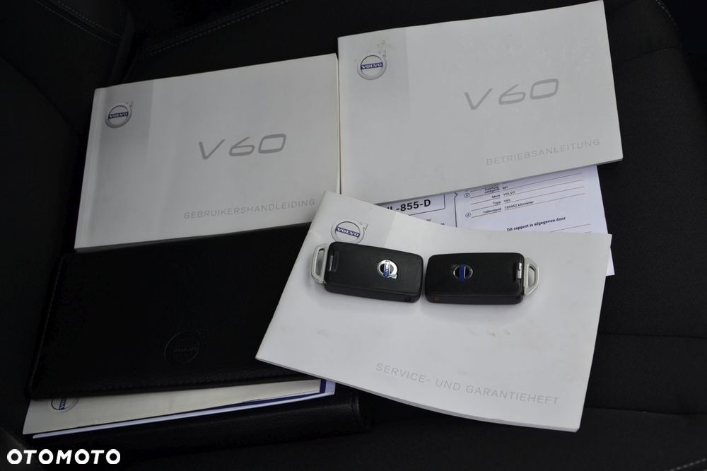 Volvo V60 D3 Geartronic Summum - 17
