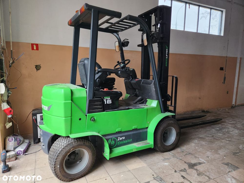 Toyota GreenLifter 1600 - 3