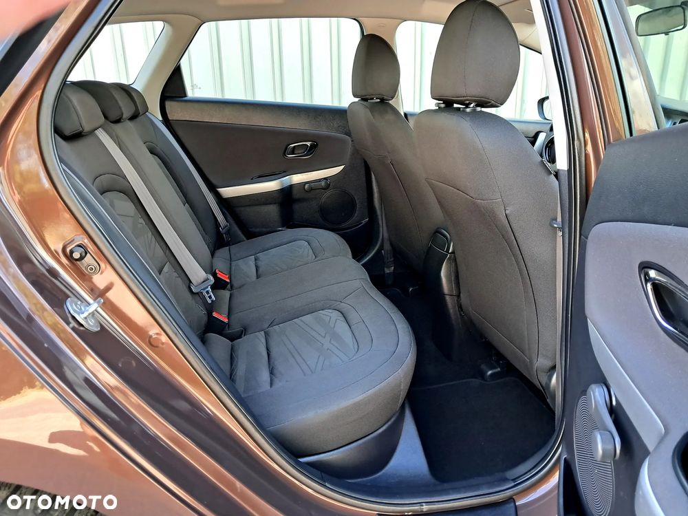 Kia Ceed 1.6 GDI Edition 7 - 27