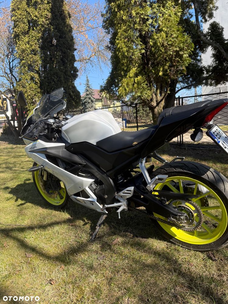 Yamaha YZF - 5