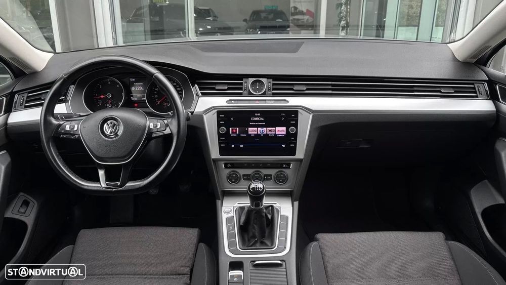 VW Passat 2.0 TDI Confortline - 7