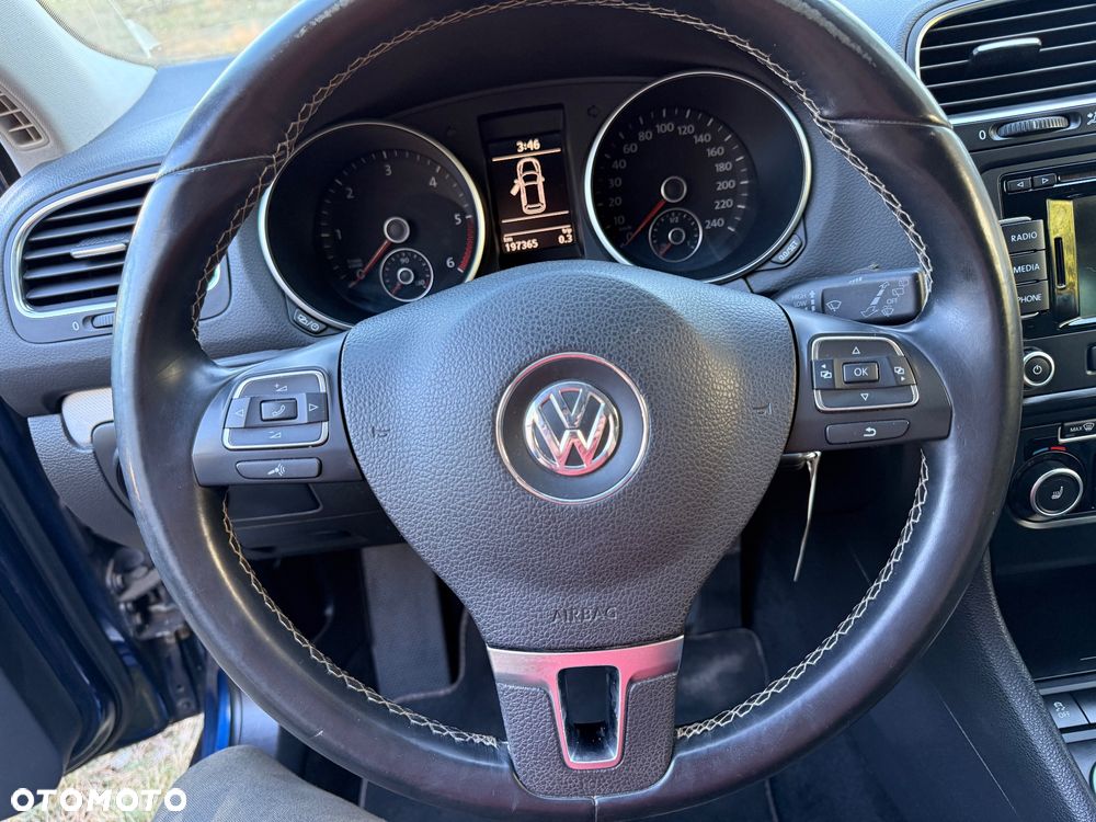 Volkswagen Golf 1.6 TDI DPF BlueMotion Technology MATCH - 11
