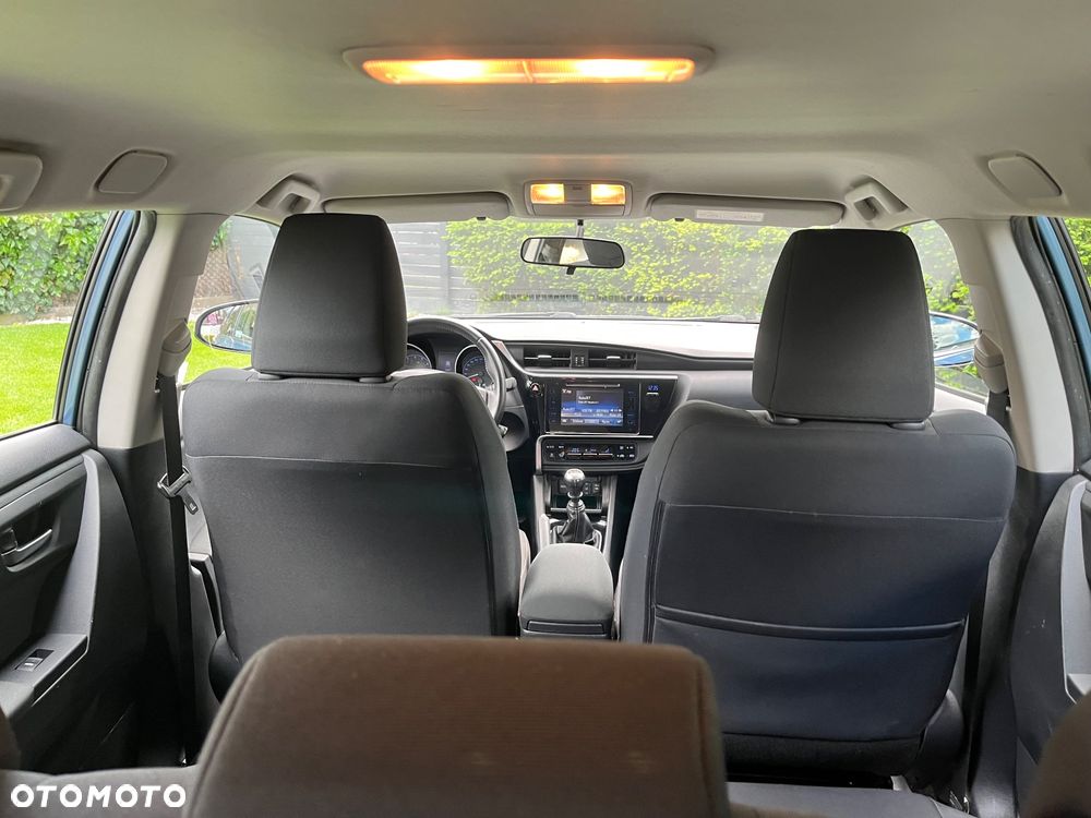 Toyota Auris 1.6 Comfort - 22