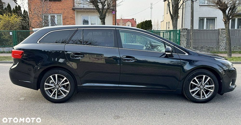 Toyota Avensis - 7