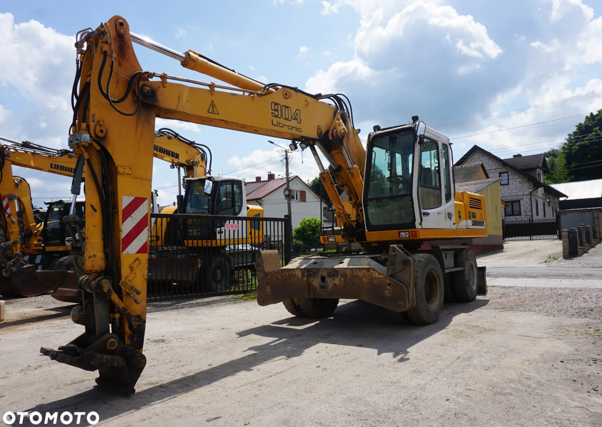 Liebherr A 904 - 6