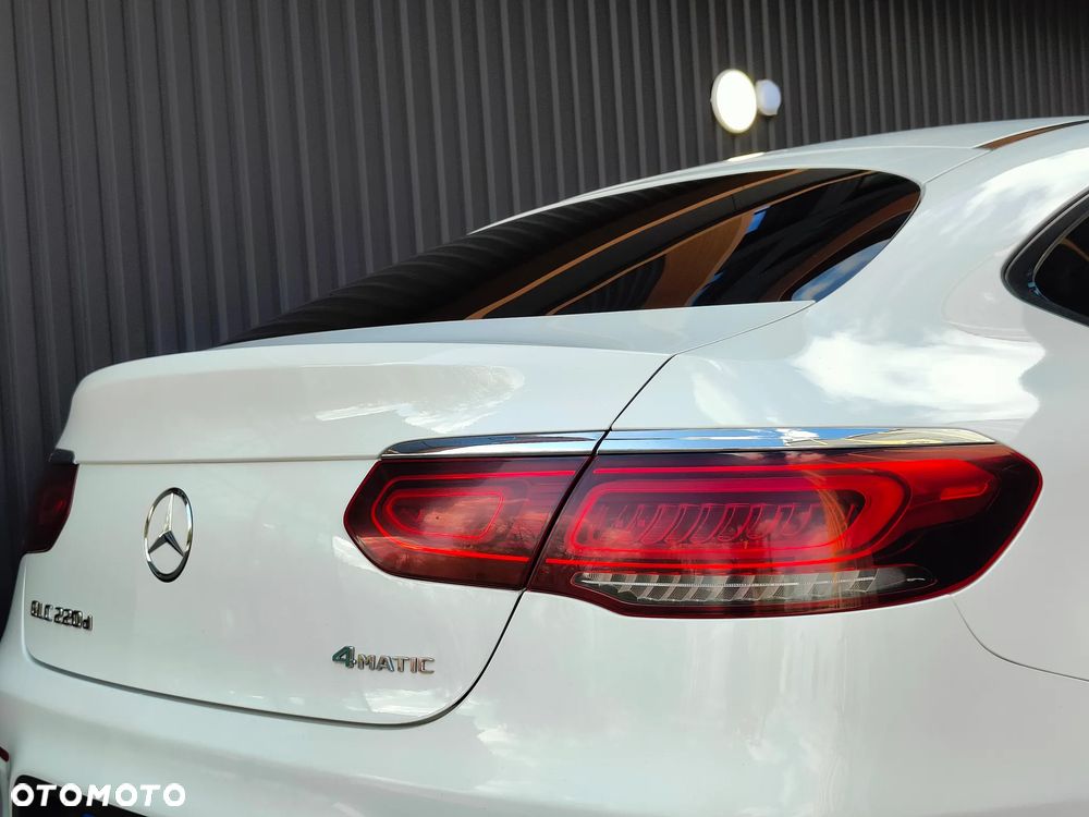 Mercedes-Benz GLC 220 d 4Matic 9G-TRONIC AMG Line - 7