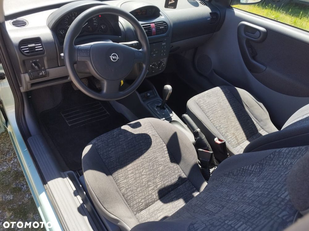 Opel Corsa - 22