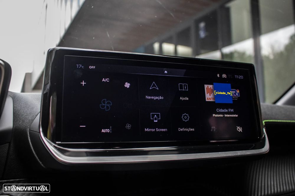 Peugeot 208 1.2 Hybrid GT e-DCS6 - 35