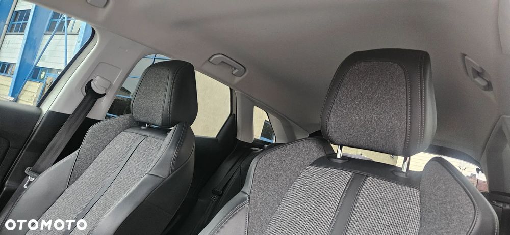 Peugeot 3008 1.5 BlueHDi Allure S&S EAT8 - 39