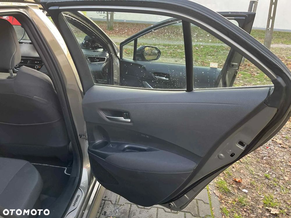 Toyota Corolla 1.8 Hybrid Comfort - 21