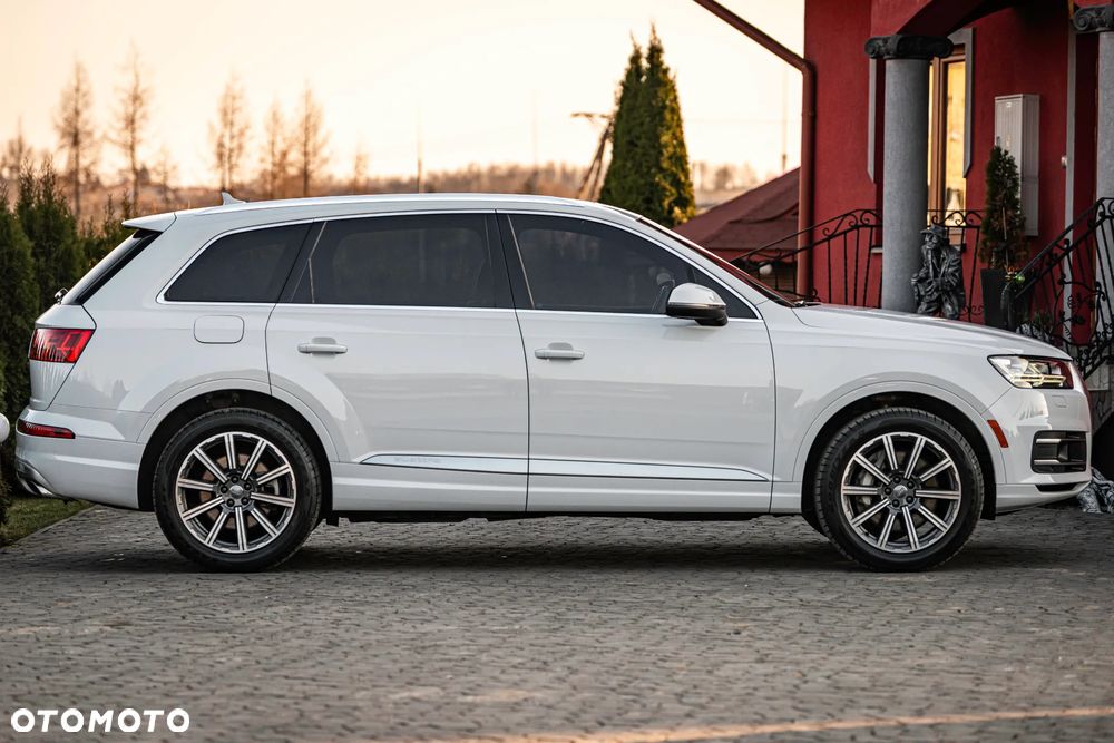 Audi Q7 - 19