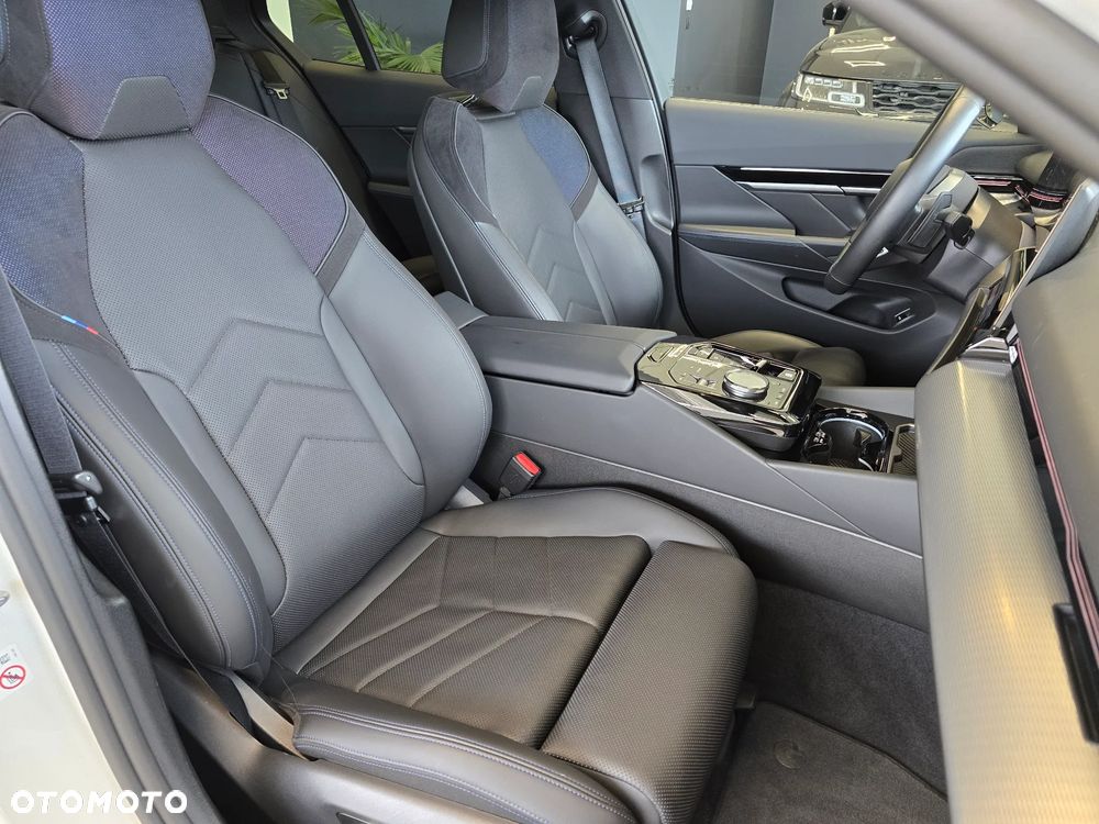 BMW Seria 5 520i mHEV M Sport - 21