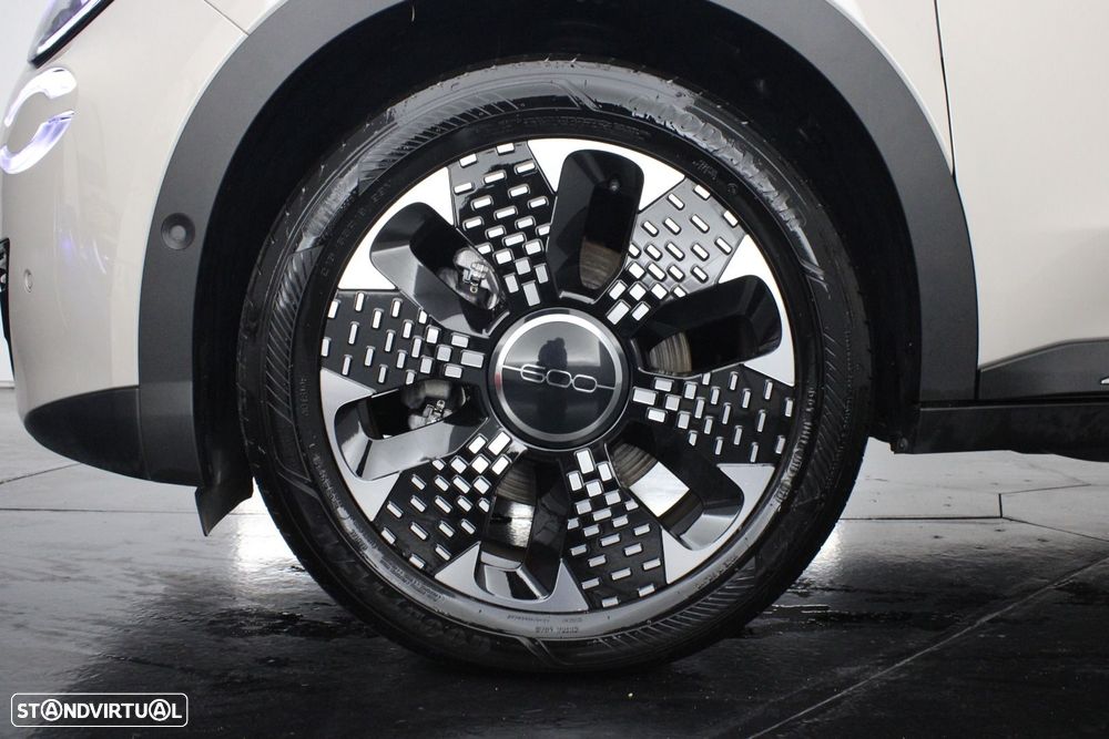 Fiat 600e 54 kWh La Prima - 42