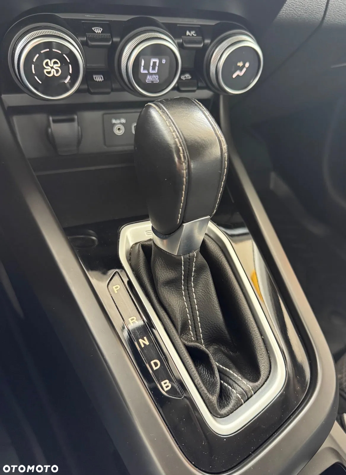 Renault Arkana 1.6 E-TECH Intens MMT - 19