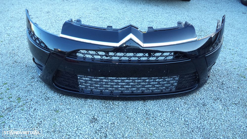 Parachoques frente Citroen Picasso ano 2010 - 1