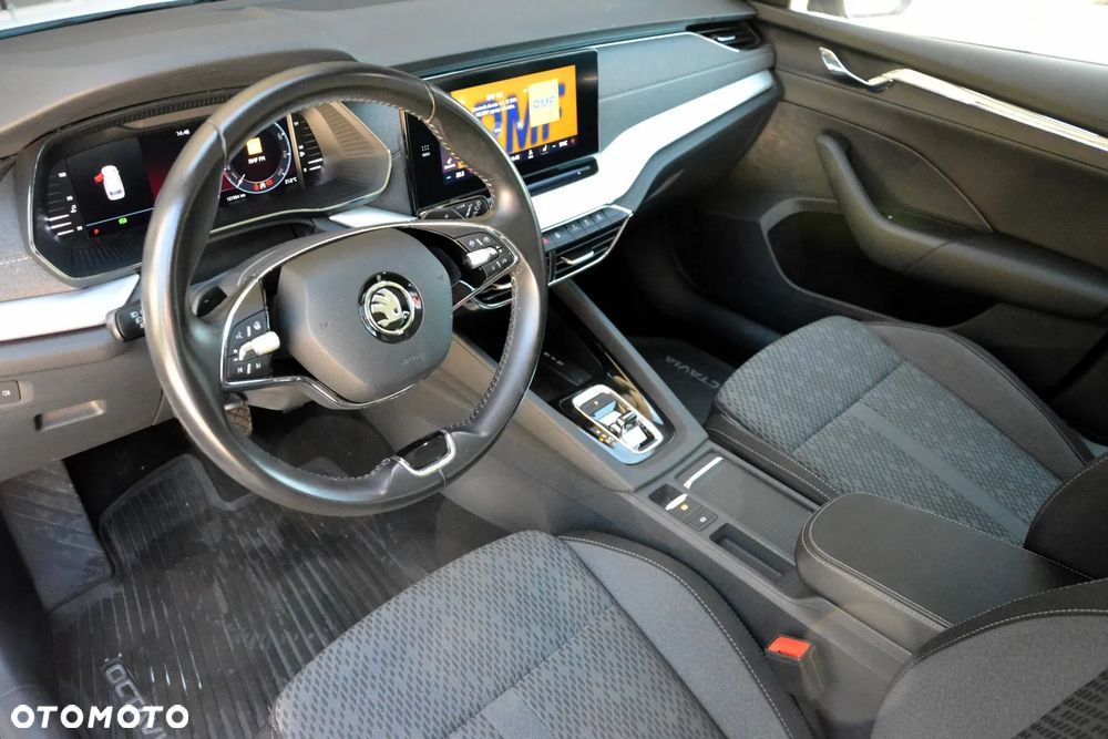 Skoda Octavia 2.0 TDI 4x4 Style DSG - 11