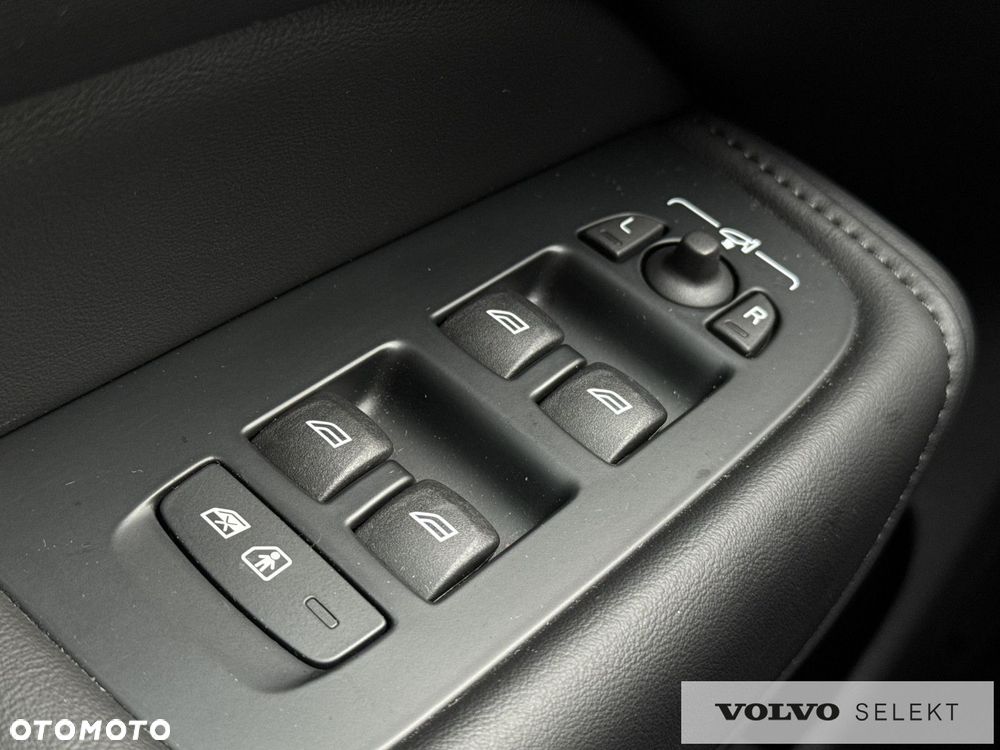 Volvo XC 60 - 28