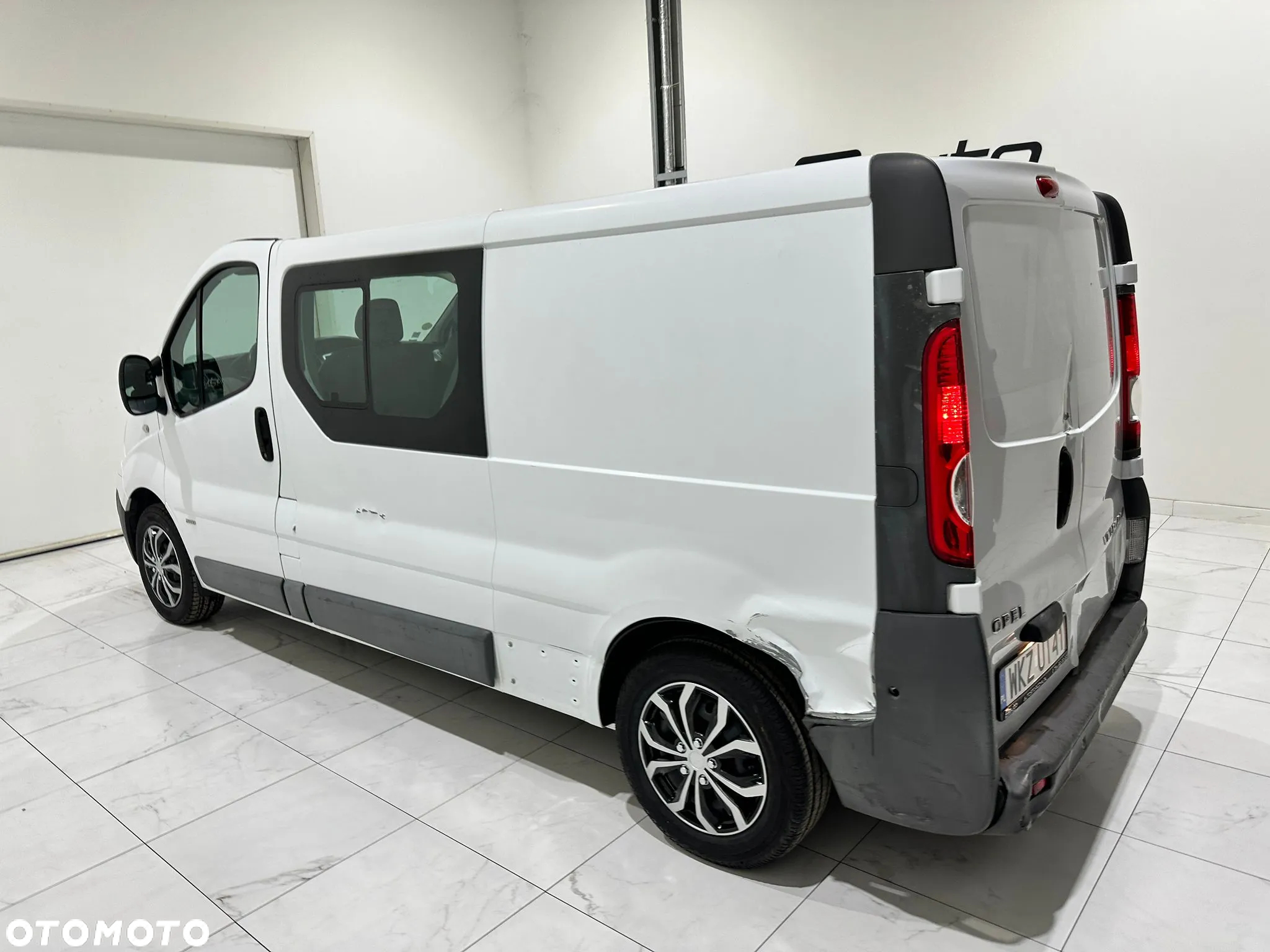 Opel VIVARO - 17