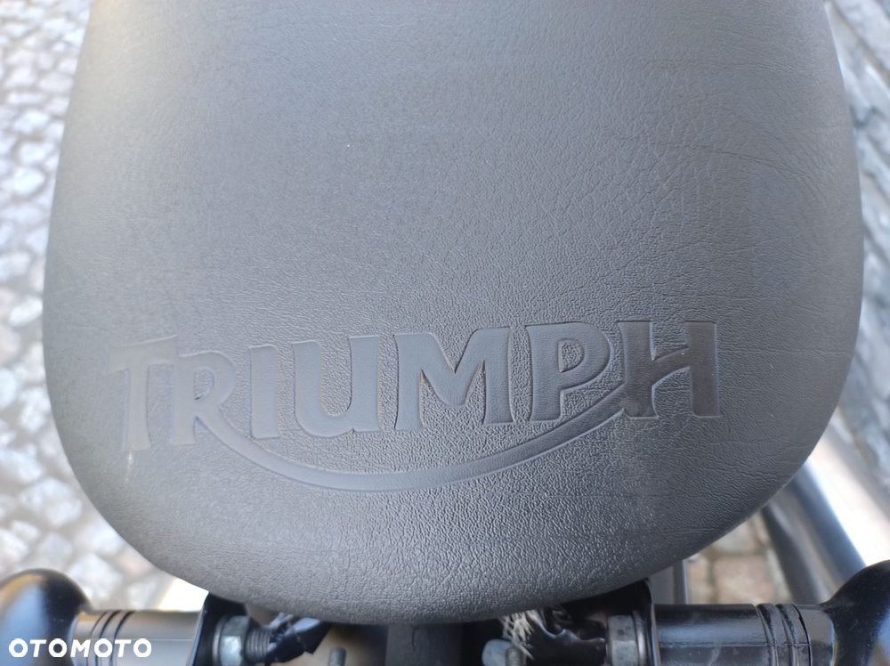 Triumph Thruxton - 31