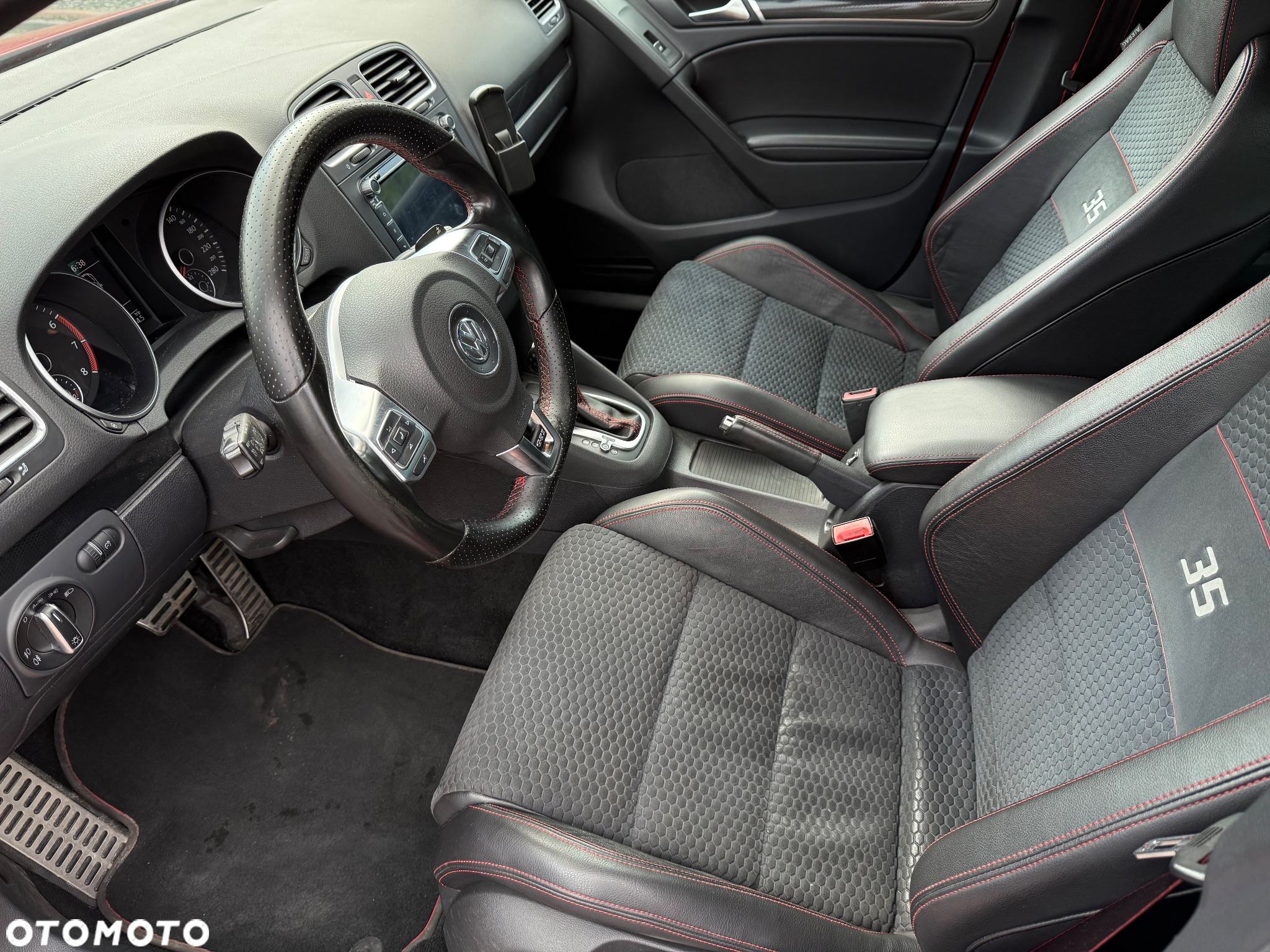 Volkswagen Golf 2.0 GTI DSG Edition 35 - 7