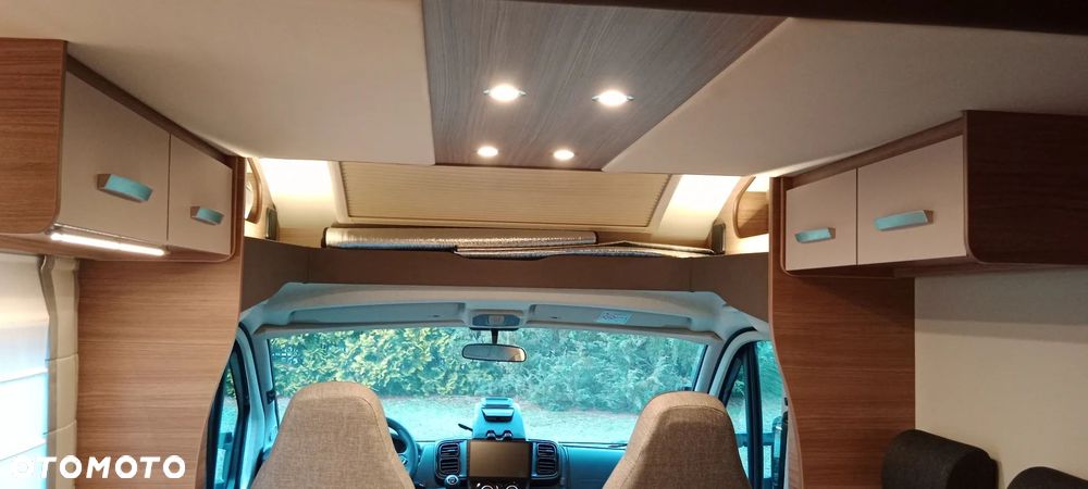KNAUS LIVE WAVE 700MEG - 10