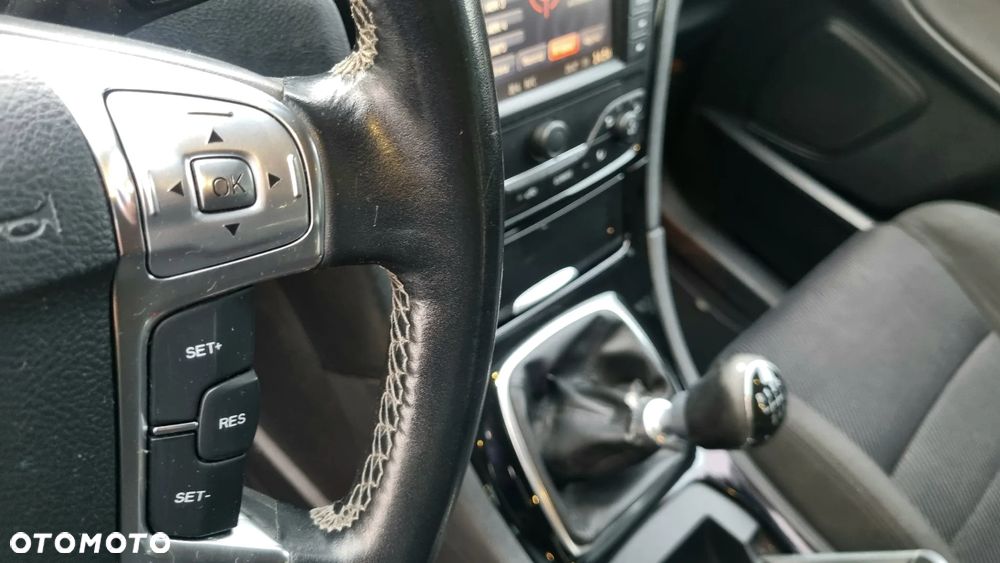 Ford S-Max 2.0 TDCi DPF Titanium - 23