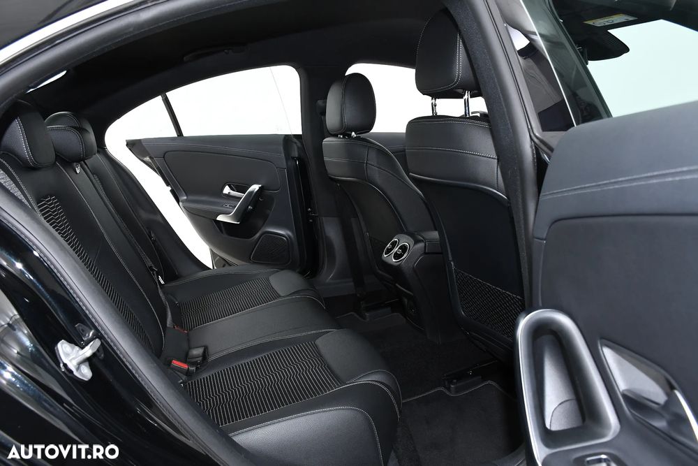 Mercedes-Benz CLA 200 - 7