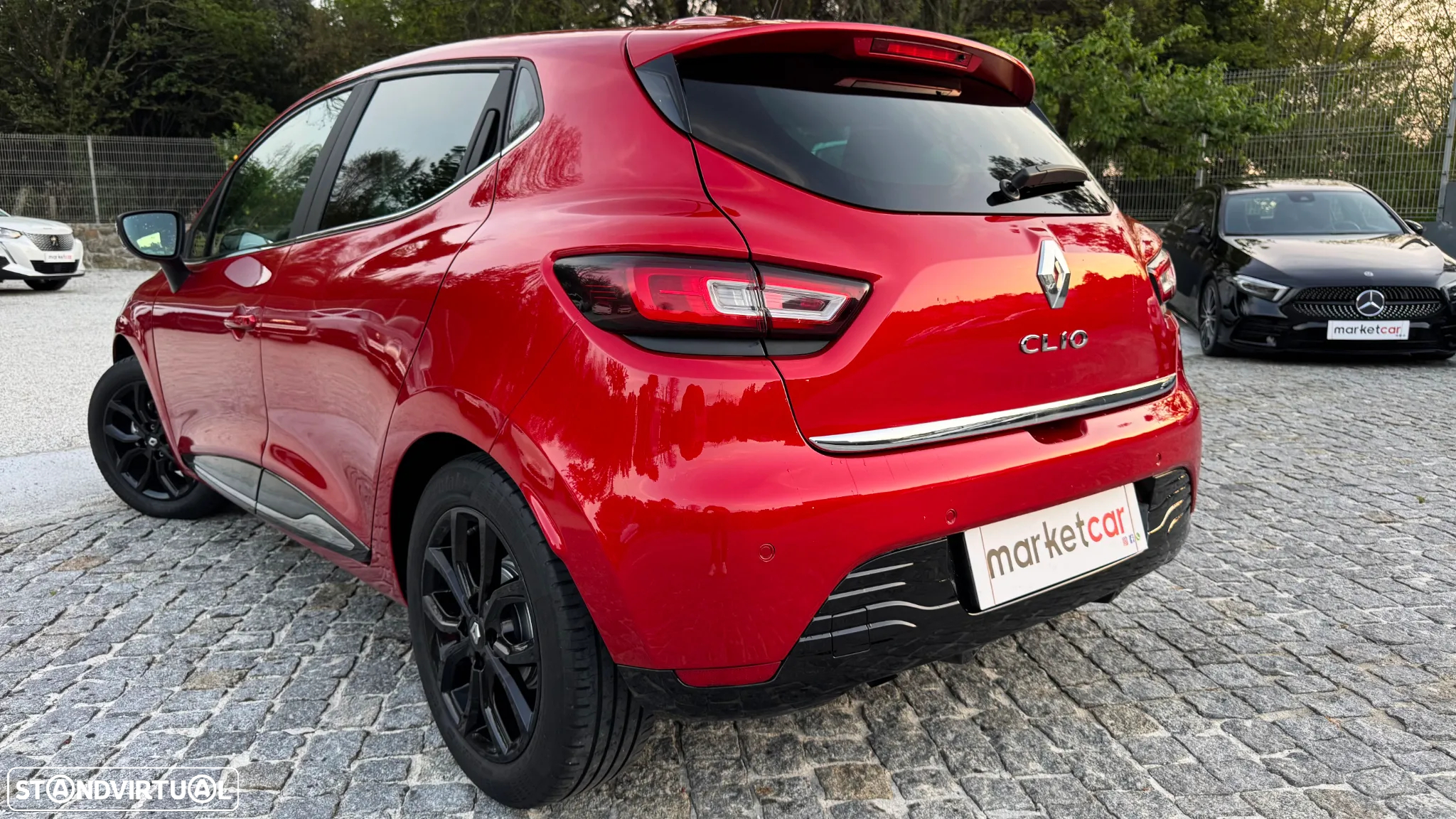Renault Clio (Energy) TCe 90 Start & Stop INTENS - 11