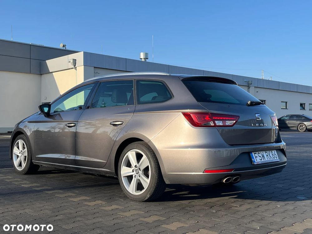 Seat Leon 2.0 TDI DPF Start&Stop DSG FR - 3
