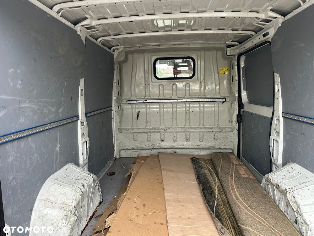 Peugeot BOXER - 12