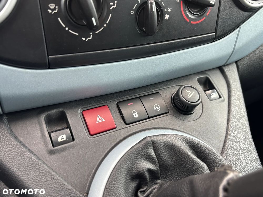 Citroën Berlingo Multispace VTi 120 SELECTION - 24