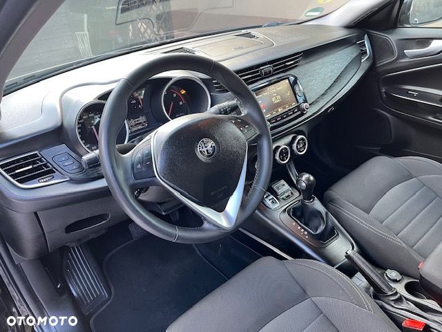 Alfa Romeo Giulietta 1.6 JTDM 16V TCT B-Tech - 16