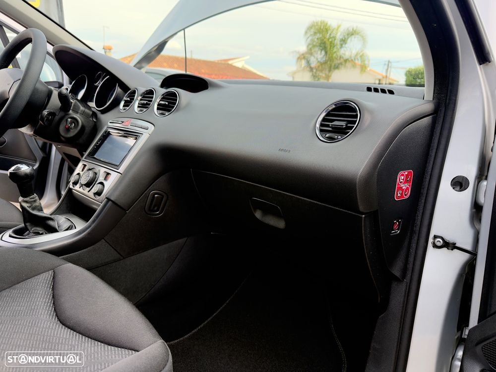 Peugeot 308 1.6 HDi Executive - 50
