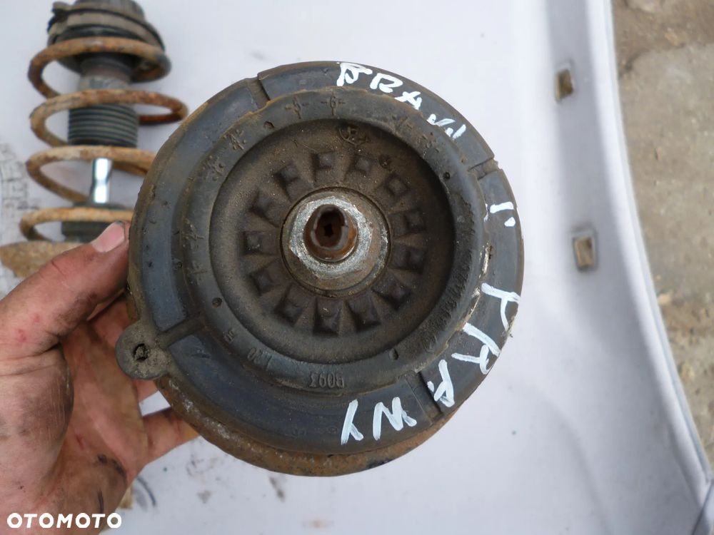 FIAT BRAVO II 1.6 M-JET MCPERSON LEWY LUB PRAWY - 2