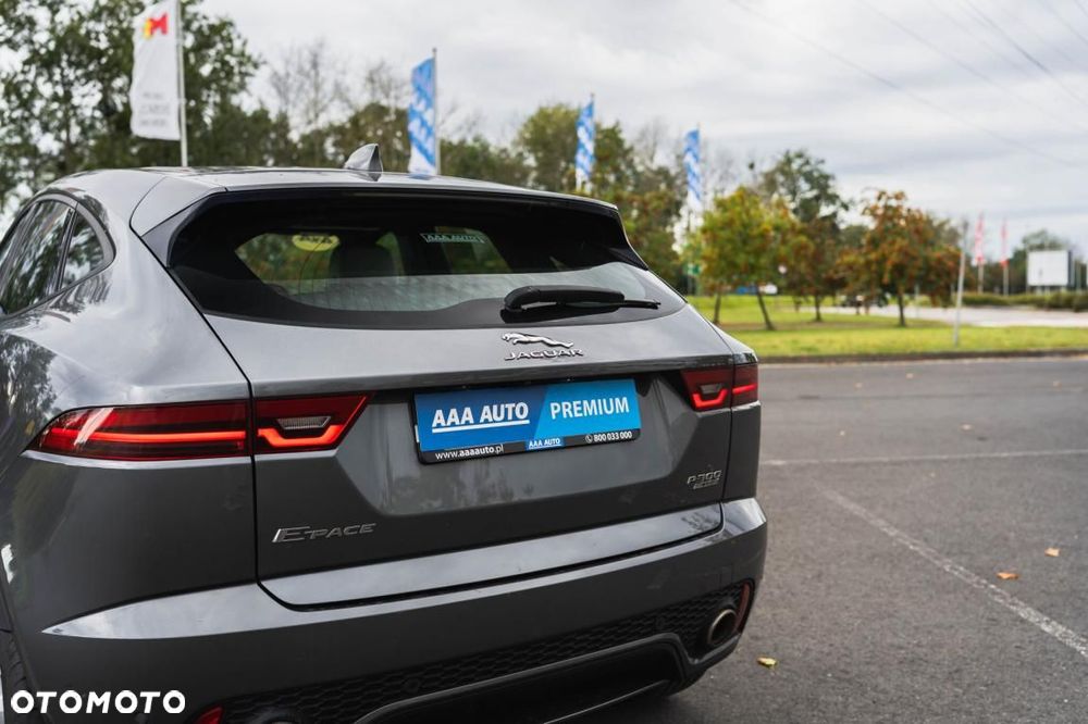 Jaguar E-Pace - 14