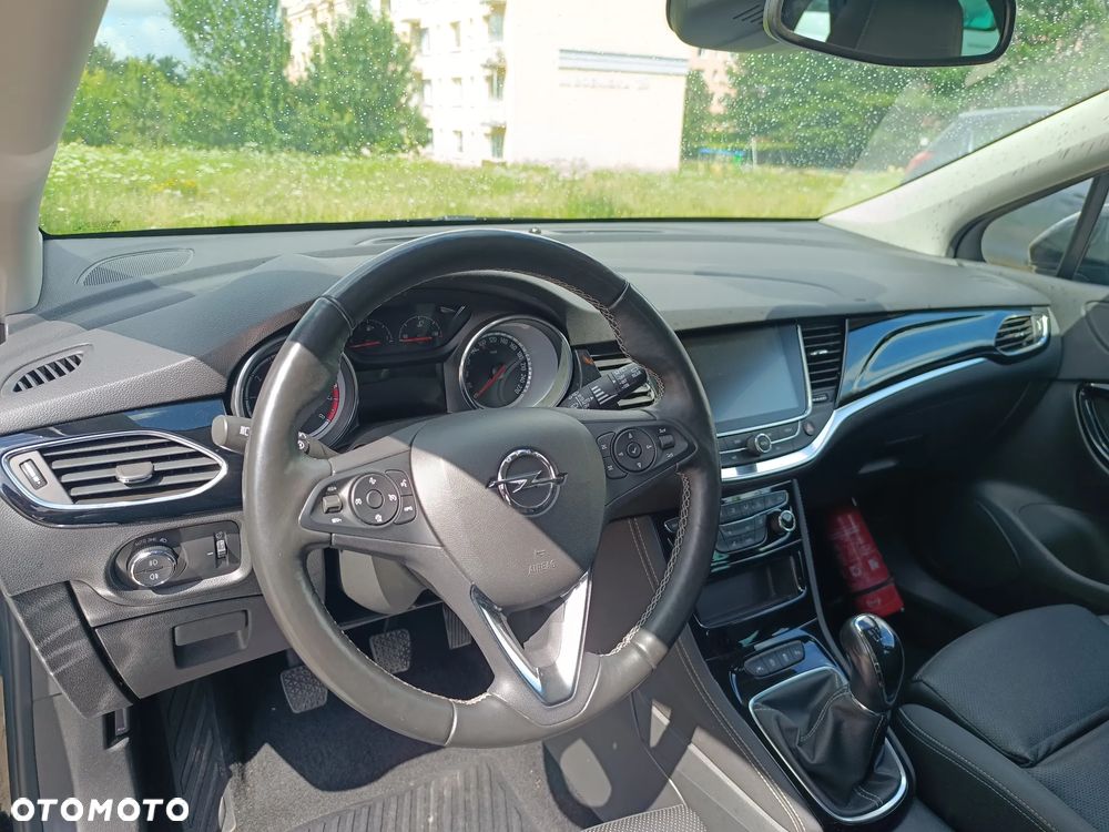 Opel Astra 1.4 Turbo Innovation - 9