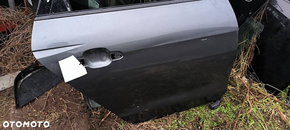 DRZWI PRAWE TYŁ AUDI A4 B9 QUATTRO LZ7S - 2