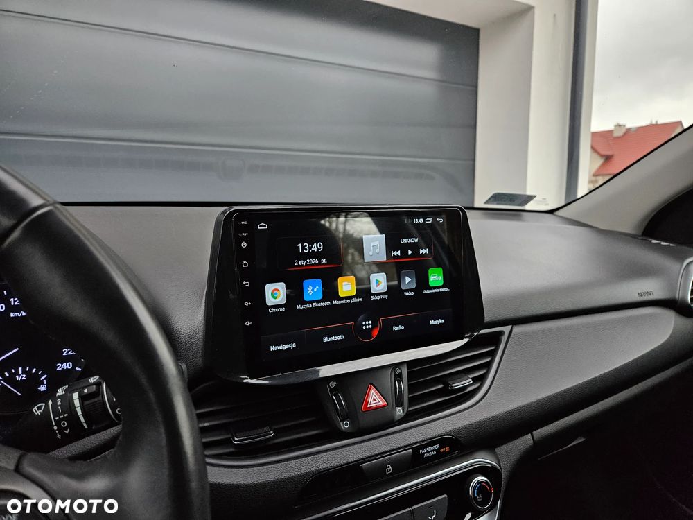 Hyundai i30 1.5 DPI Classic + - 24