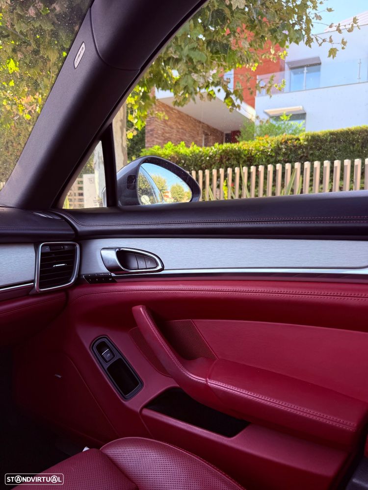 Porsche Panamera S Hybrid - 48