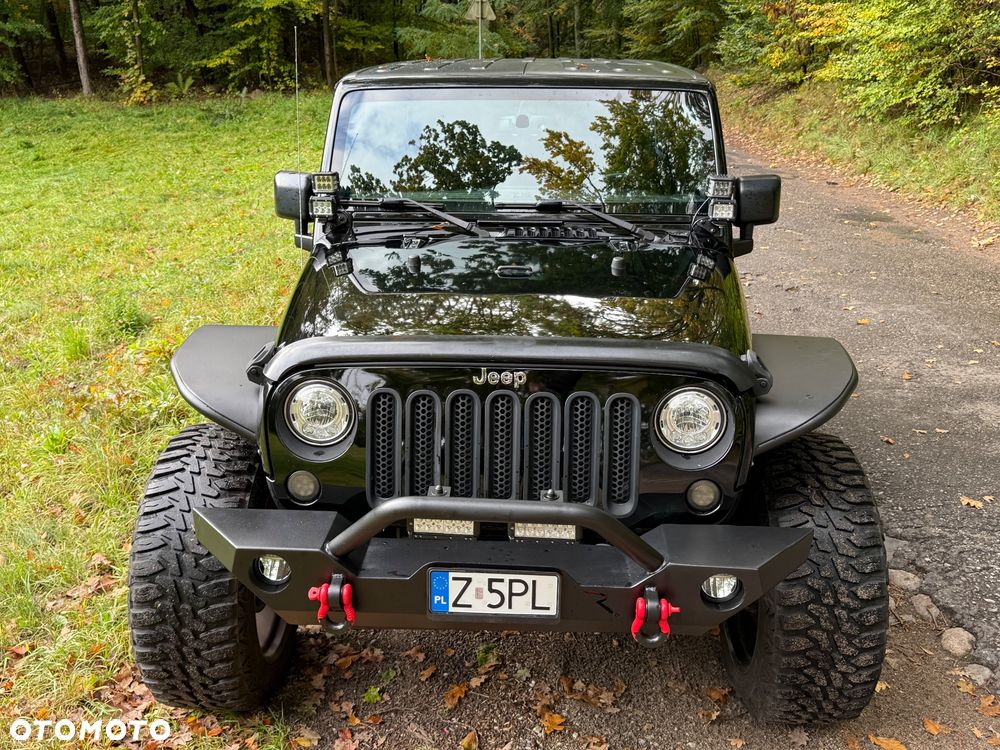 Jeep Wrangler 3.6 Unlim Sahara - 27