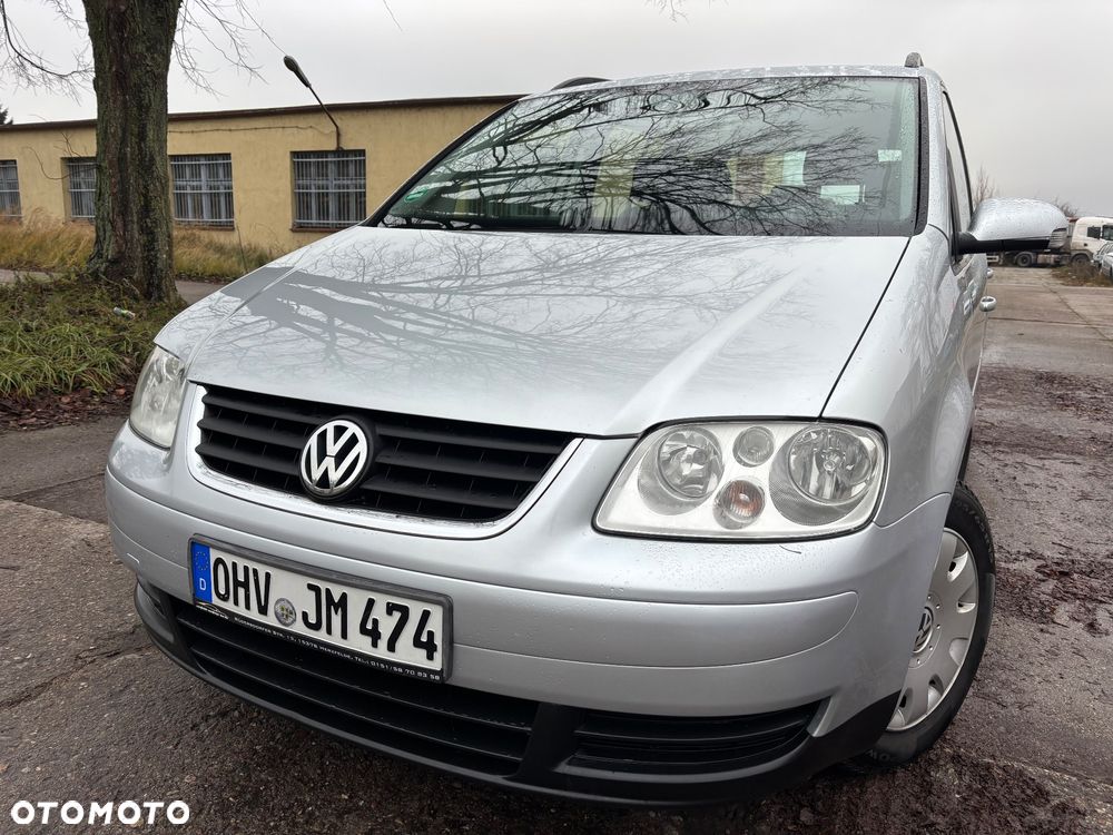 Volkswagen Touran 1.9 TDI DPF Conceptline - 1
