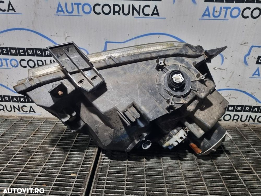 Far Stanga Suzuki Grand Vitara 2006 - 2012 SUV 4 Usi (1308) Xenon - 2