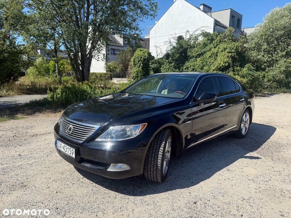 Lexus LS 460 Superior - 1