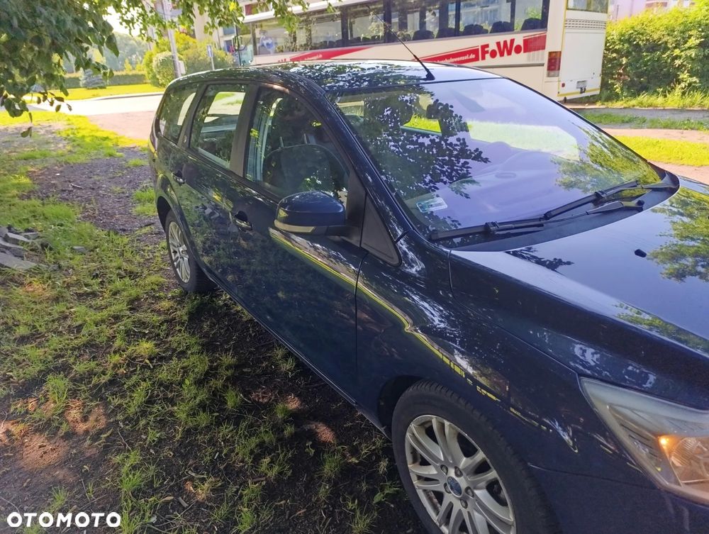 Ford Focus 2.0 TDCi Ghia - 26