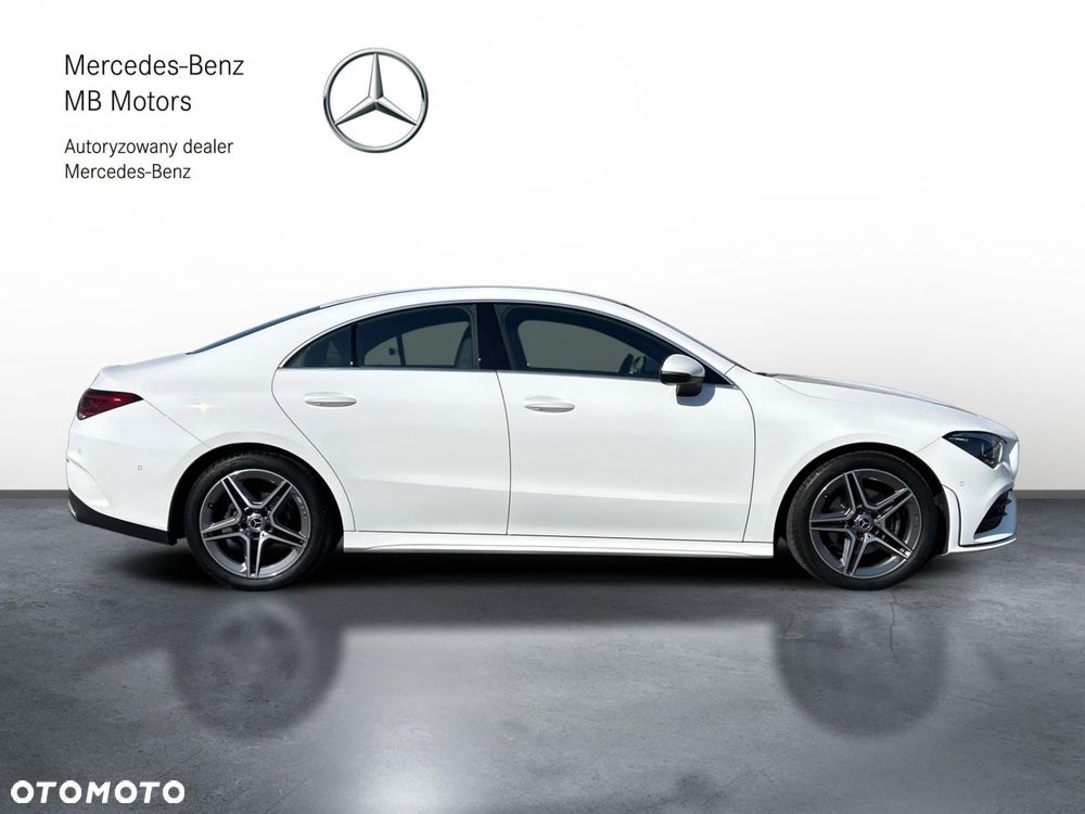 Mercedes-Benz CLA 180 AMG Line 7G-DCT - 7