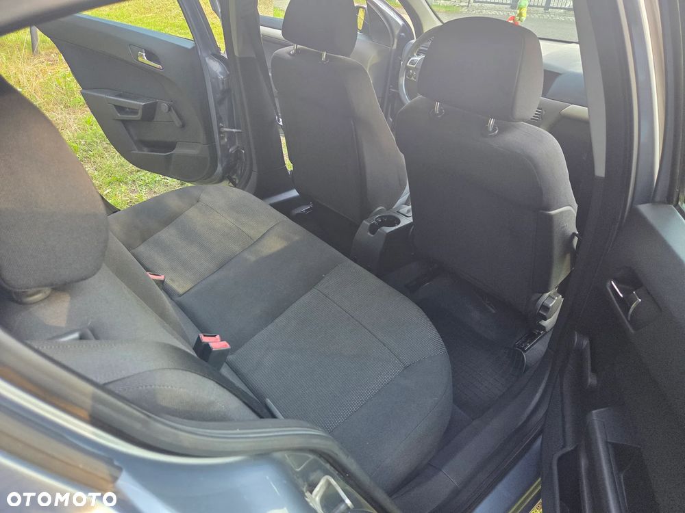 Opel Astra - 12