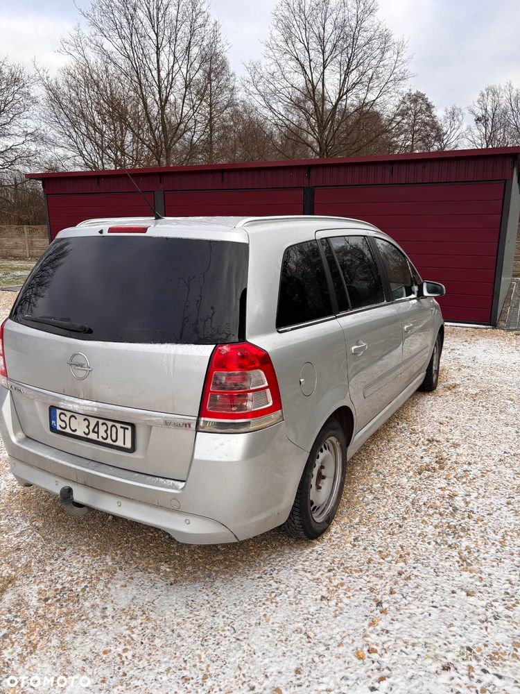 Opel Zafira 1.7 CDTI Cosmo - 4