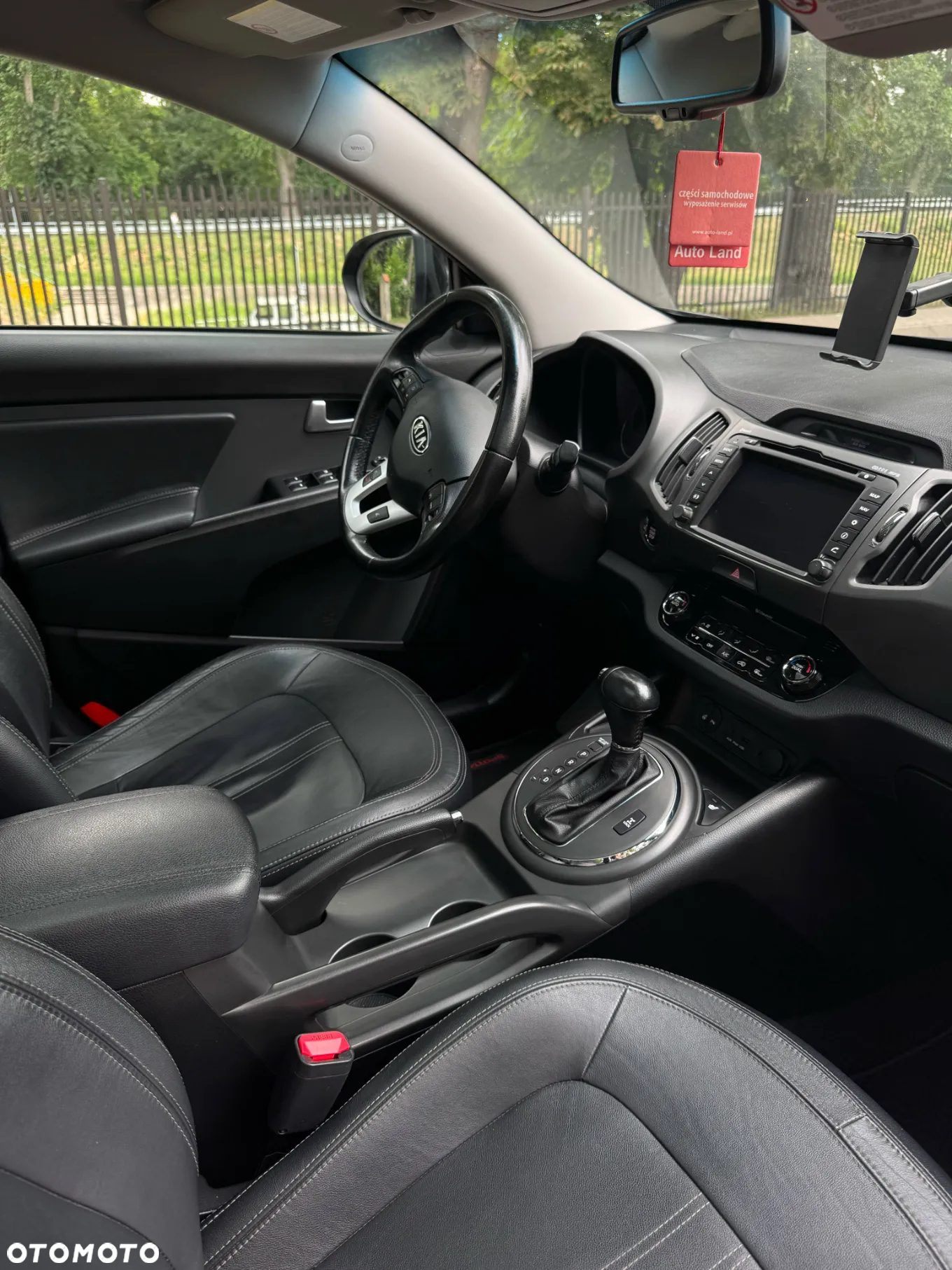 Kia Sportage 2.0 CRDI XL - 13